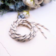 Load image into Gallery viewer, Round shoelaces without elastic rope can be customized